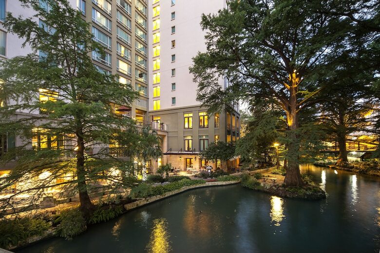 Hotel Contessa - Luxury Suites On The Riverwalk