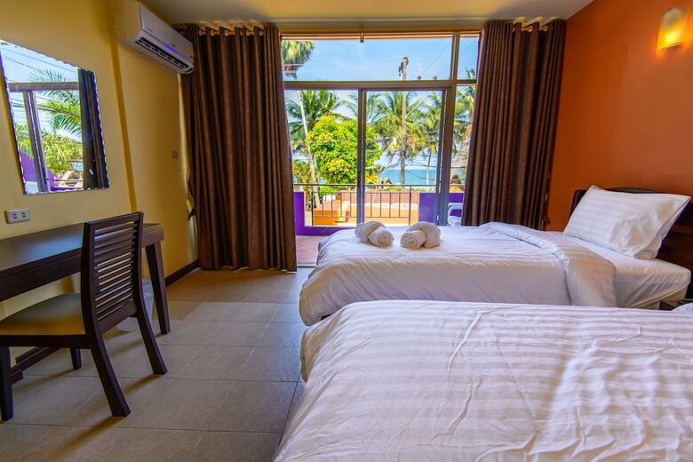 Talay Sai Hotel @ Thung Wua Laen