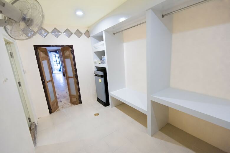 Talay Sai Hotel @ Thung Wua Laen