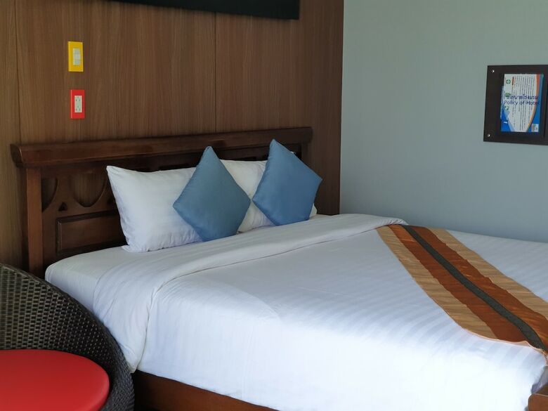 Talay Sai Hotel @ Thung Wua Laen