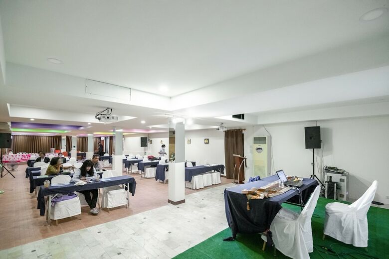Talay Sai Hotel @ Thung Wua Laen
