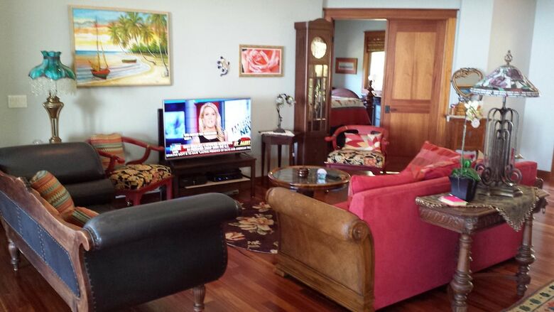 Bed & Breakfast Kona Palace In Captain Cook