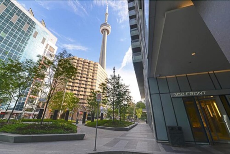Hotel Park Suites Toronto Front Street West