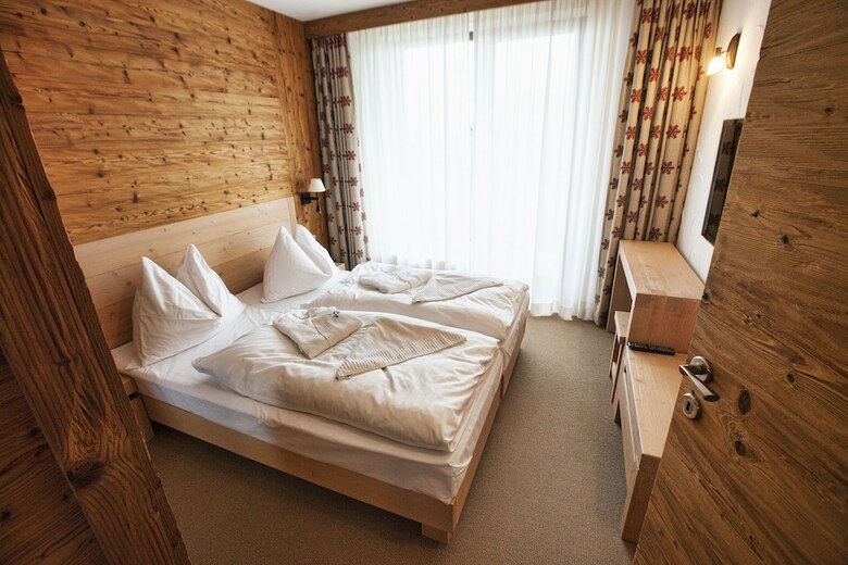 Aplend Hotel Kuku?ka A Rezidencie