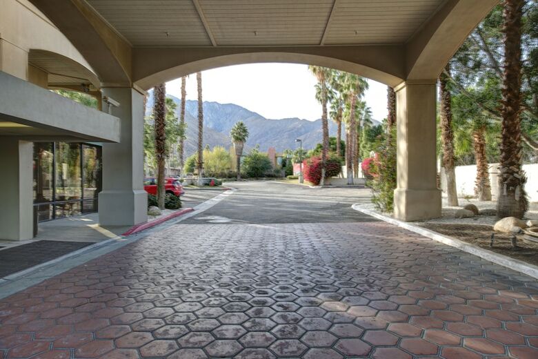 Motel Ivy Palm Resort