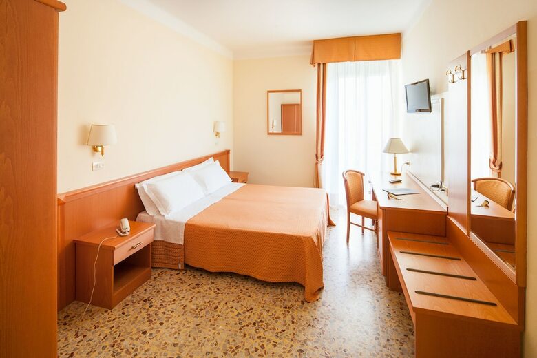 Hotel Curtis Centrale