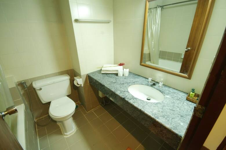 Hotel Pattra Mansion By Aksara Collection