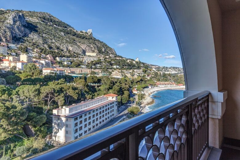 Monte-carlo Bay Hotel & Resort