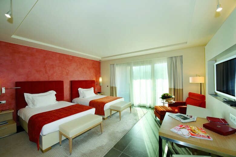 Monte-carlo Bay Hotel & Resort