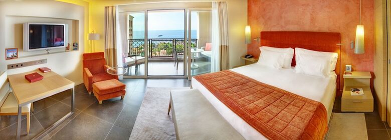 Monte-carlo Bay Hotel & Resort