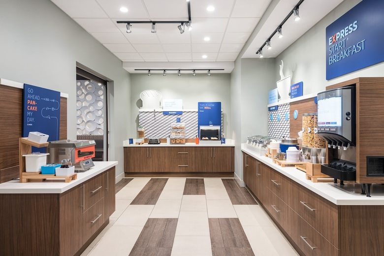 Hotel Holiday Inn Express & Suites Milton