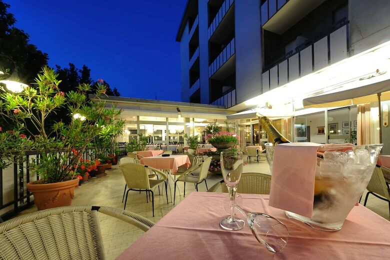 Hotel Miramare Et de La Ville