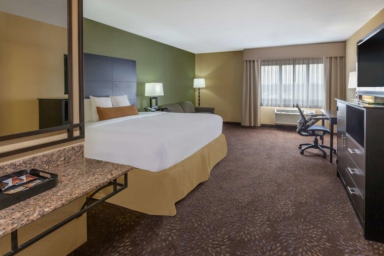 Hotel Wyndham Garden Sterling Heights