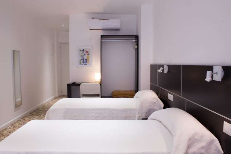 Hostal Nova