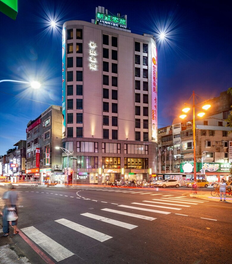 Hotel Landmark Inn