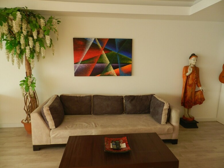 Alex Group Jomtien Plaza Condotel