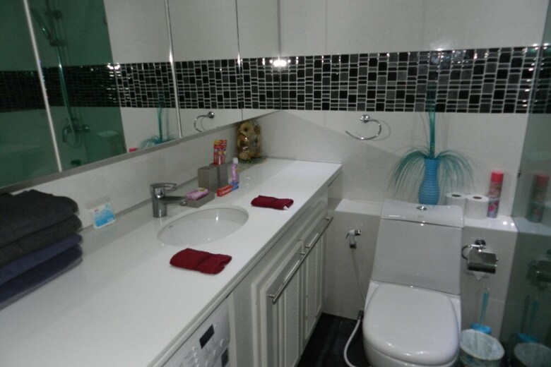 Alex Group Jomtien Plaza Condotel