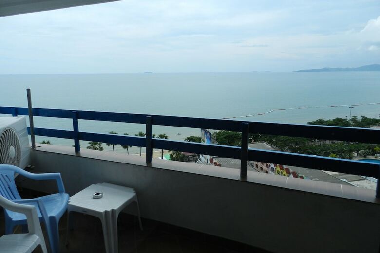 Alex Group Jomtien Plaza Condotel