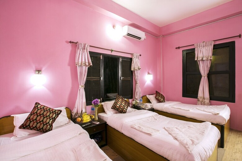 Sauraha Nana Hotel