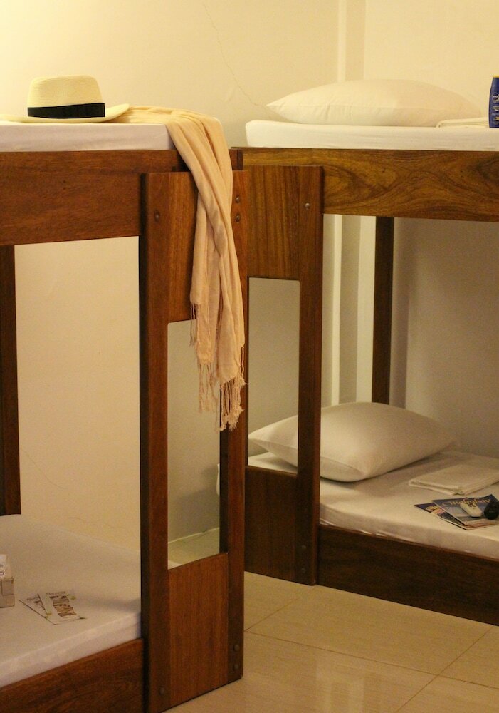 Hotel Runway Suites