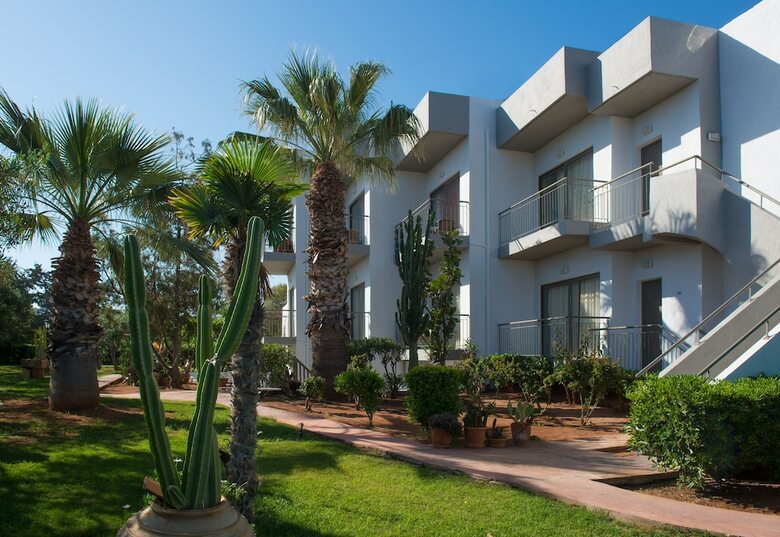 Oasis Beach Hotel Adults Only