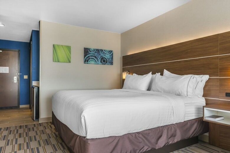 Hotel Holiday Inn Express & Suites Clarion