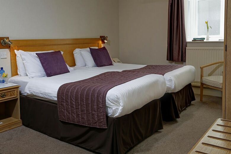 Best Western New Holmwood Hotel
