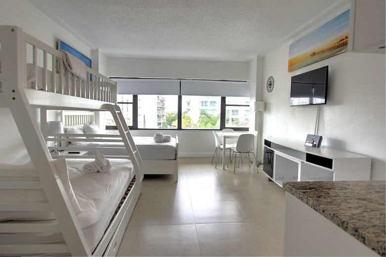 Private Apartments At The Casablanca