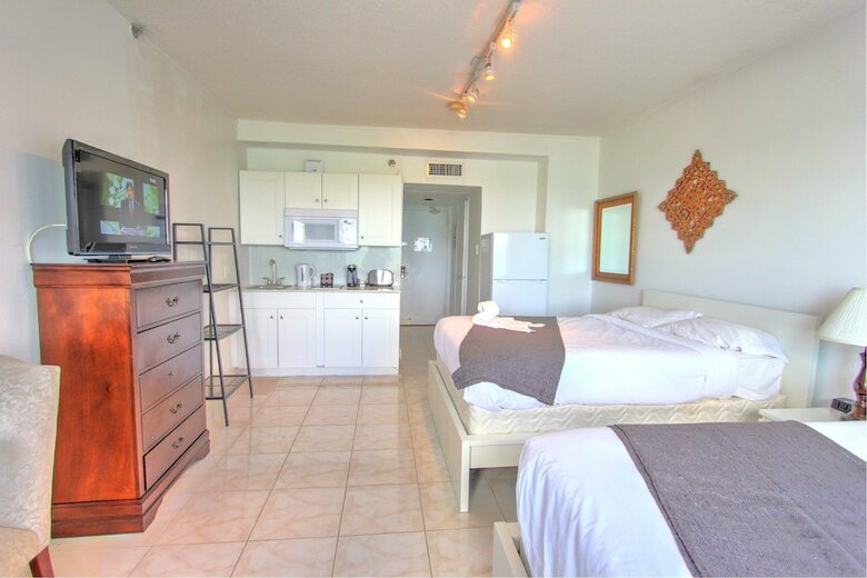 Private Apartments At The Casablanca