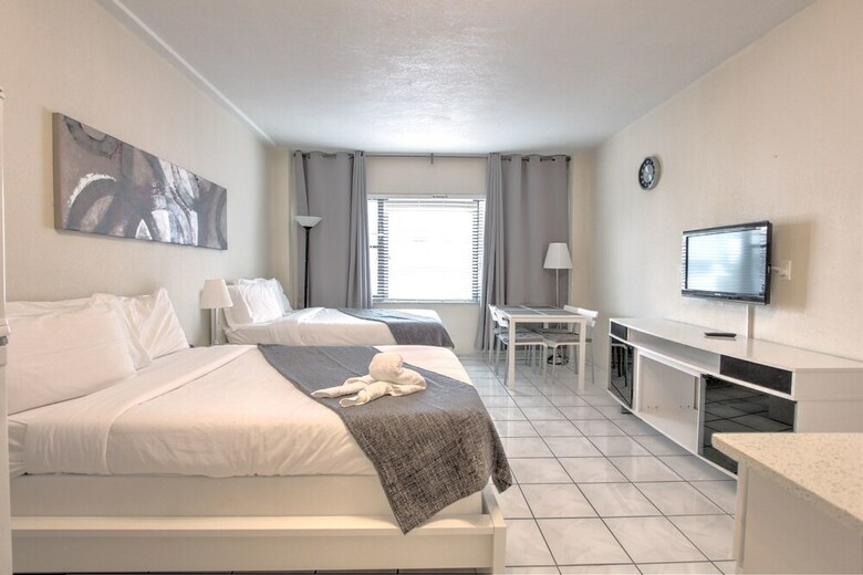 Private Apartments At The Casablanca