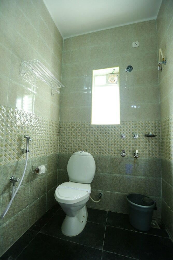 Hotel Season 4 Residences -  Thiruvanmiyur