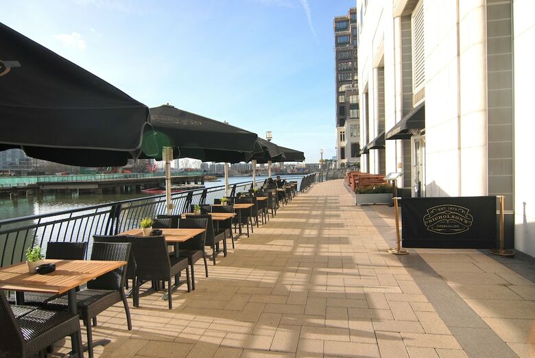 Apartment Wharf ? Cuba Street