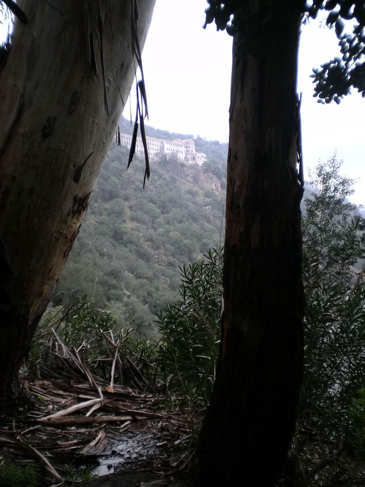 Hostal Centro de Naturaleza Ca�ada Verde