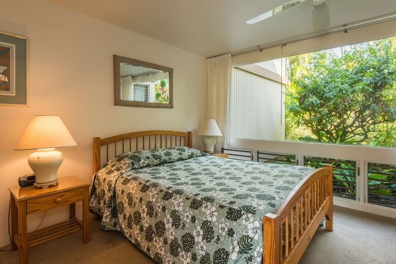 Princeville Oceanfront Villas