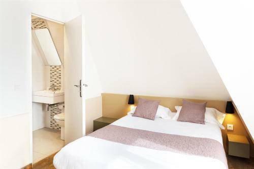Hotel H�tel Le Saint Germain
