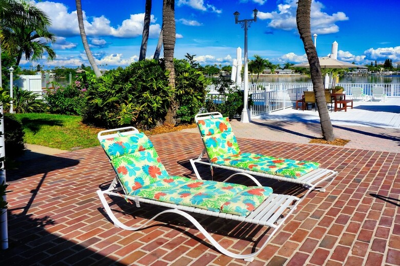Pass-a-grille Boutique Resort By Techtravel