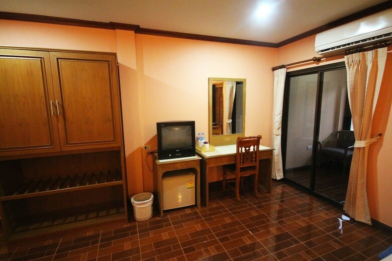 Hostal Lanta Sabai Hotel & Bungalows