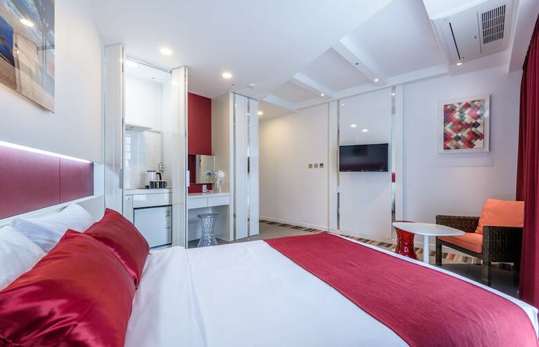 Aimi Jeju Beach Hotel
