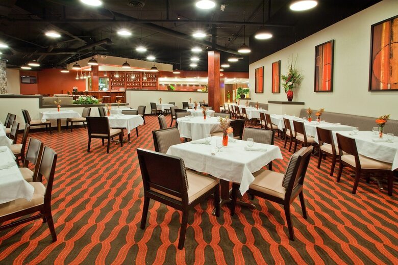 Hotel Crowne Plaza Grand Rapids - Airport