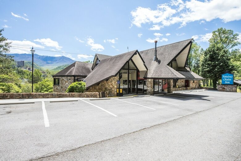 Hotel Chalet Inn