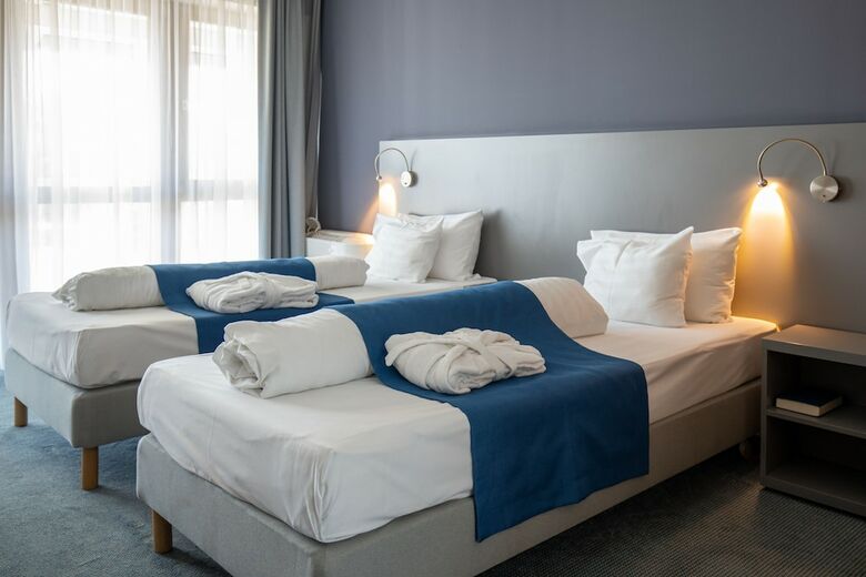 Hotel Yacht Wellness & Business