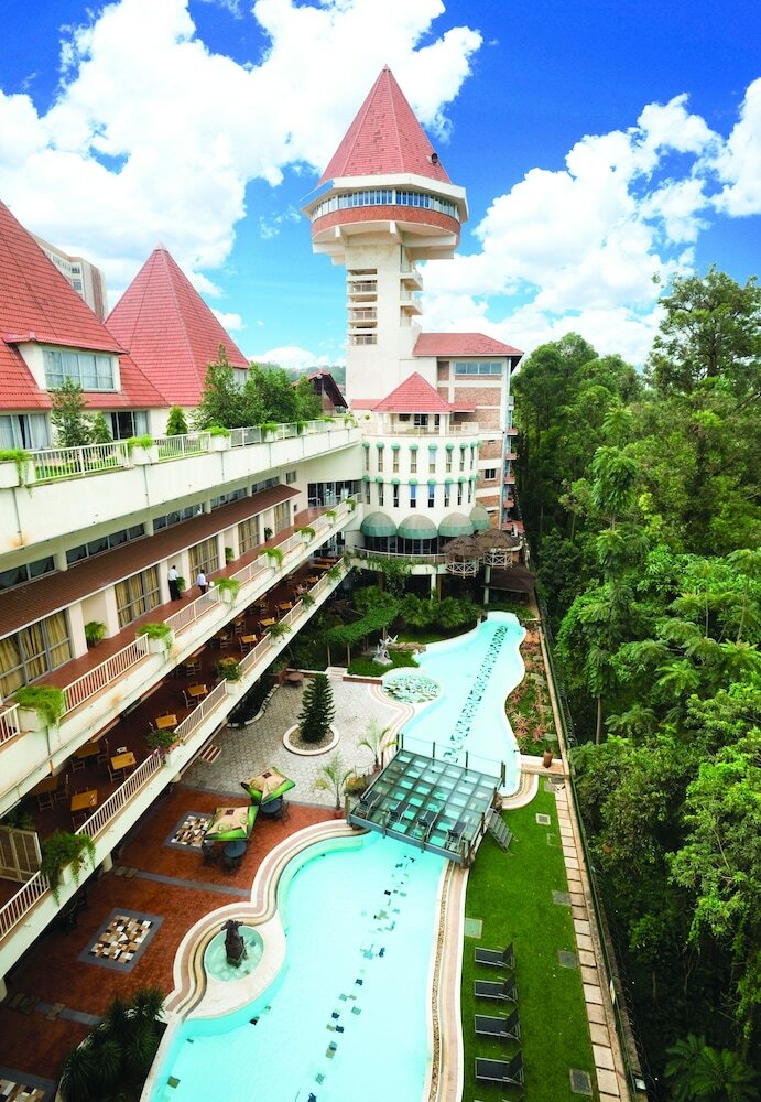 Golf Course Hotel