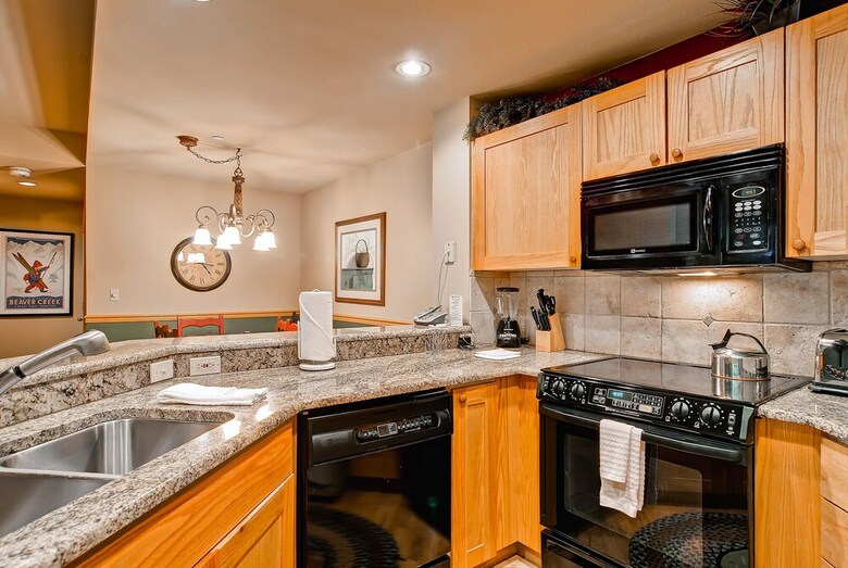 Highlands Westview By East West Hospitality