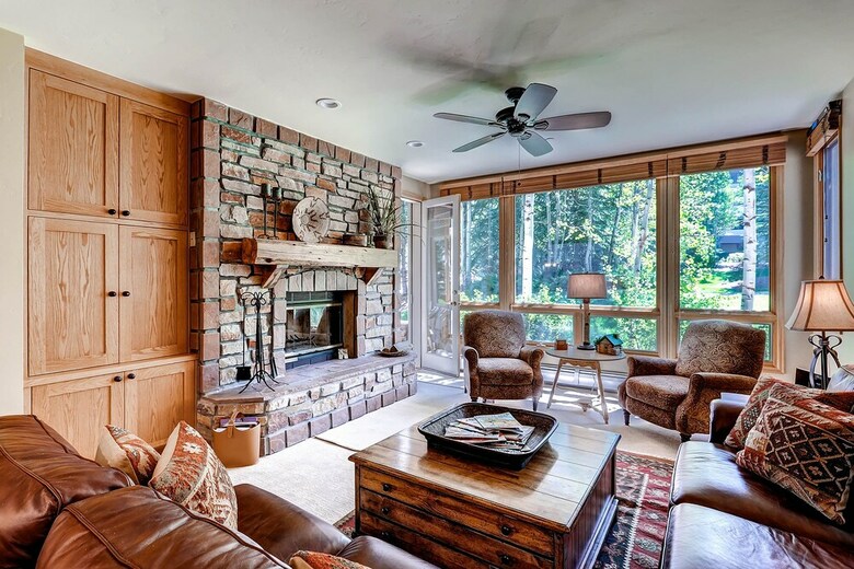 Highlands Westview By East West Hospitality