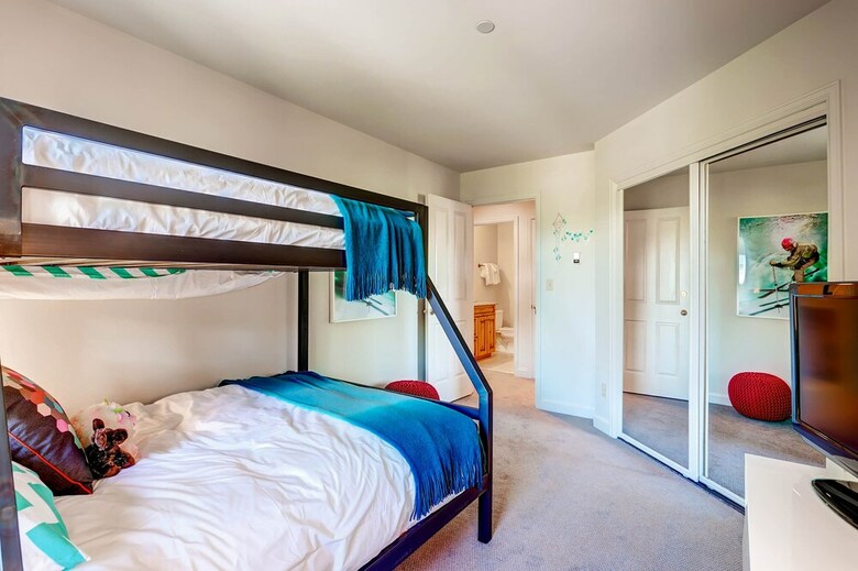Highlands Westview By East West Hospitality