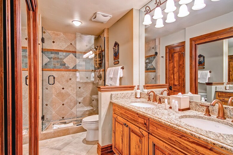 Highlands Westview By East West Hospitality