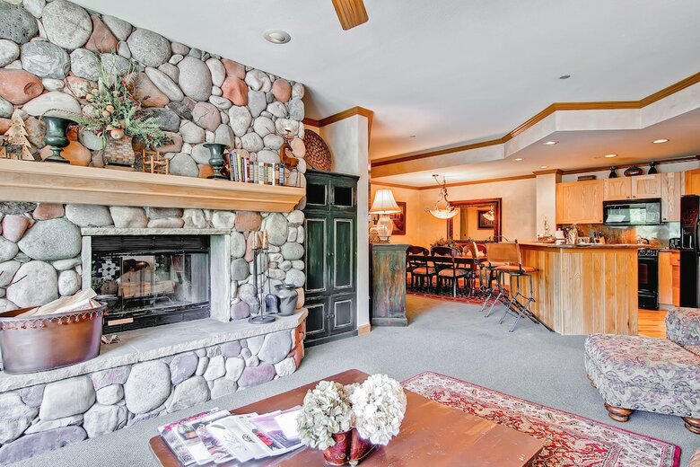Highlands Westview By East West Hospitality