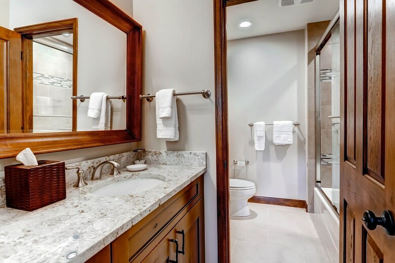 Highlands Westview By East West Hospitality
