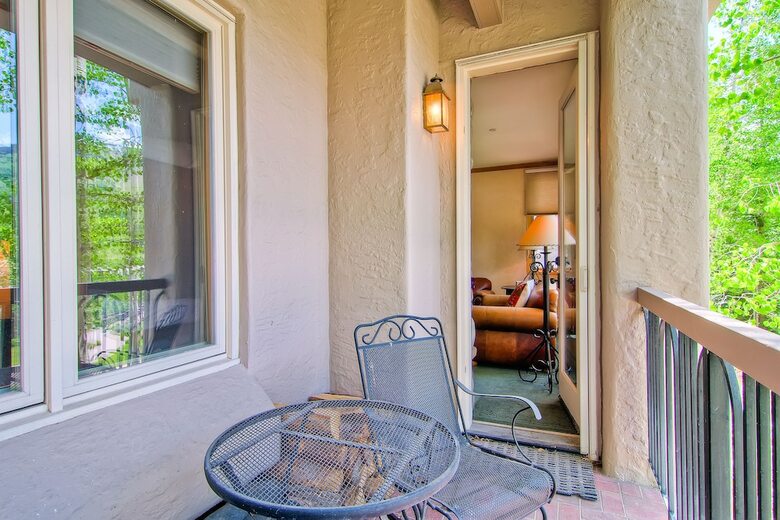 Highlands Westview By East West Hospitality