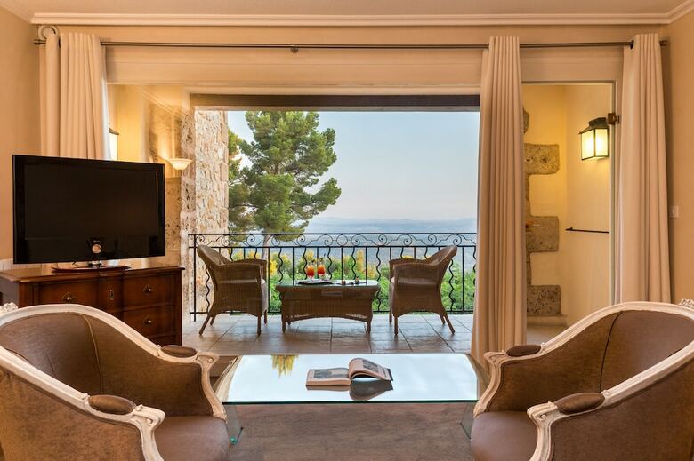 Hotel La Bastide de Tourtour & Spa H�tel